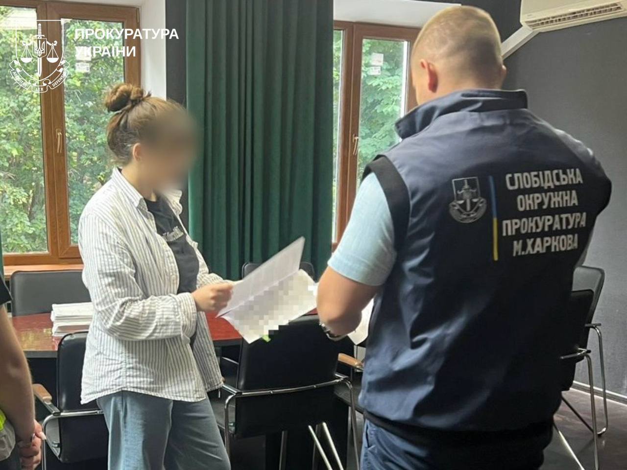Будуть судити молоду харків'янку, яка била немовля