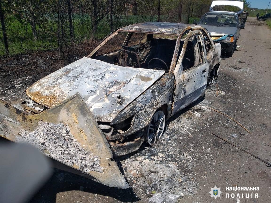 В обстрелянном автомобиле возле Старого Салтова нашли останки пропавшей  девочки