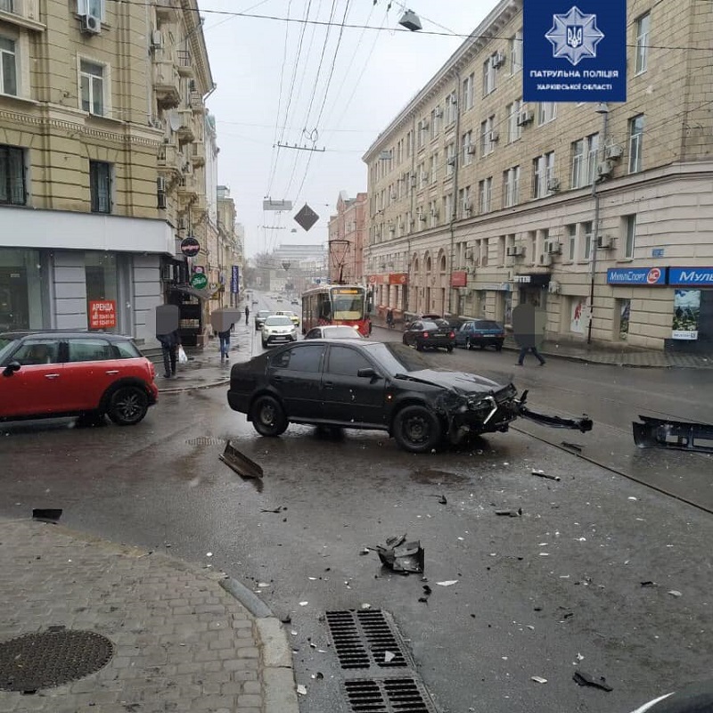 Фото: патрульная полиция в Харьковской области