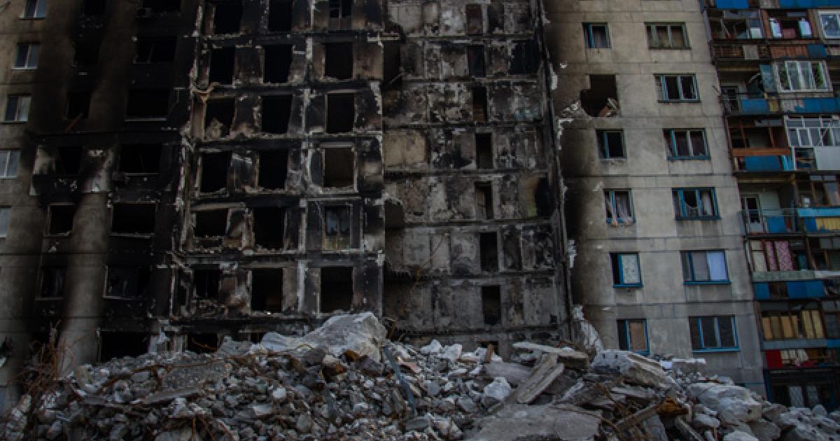 Мариуполь май 2022. Война в городе. Разрушенные дома в украине. Разбитые города украины. Разбитые города украины.