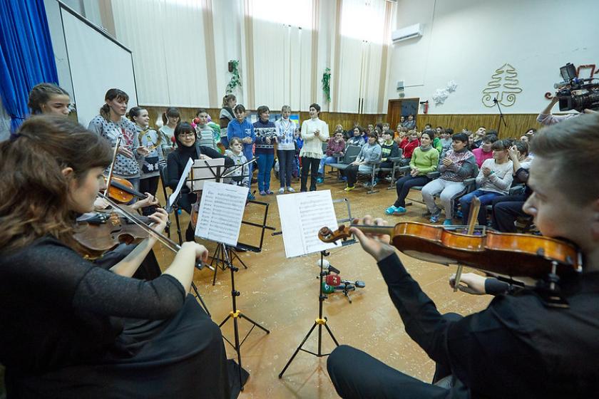 МАСО "Слобожанский" в детском доме-интернате в Богодухове. Фото: Сергей Козлов / KHARKIV Today
