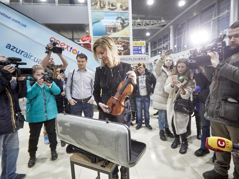 "Красная скрипка" Страдивари в Харькове. Фото: Сергей Козлов / KHARKIV Today