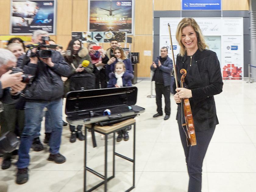 "Красная скрипка" Страдивари в Харькове. Фото: Сергей Козлов / KHARKIV Today