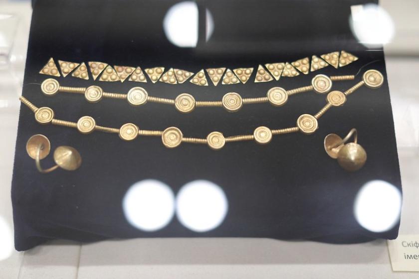 В ХНУ им. В. Н. Каразина открылась выставка "Итоги полевых археологических исследований 2019 года". Фото: KHARKIV Today/Сергей Козлов 