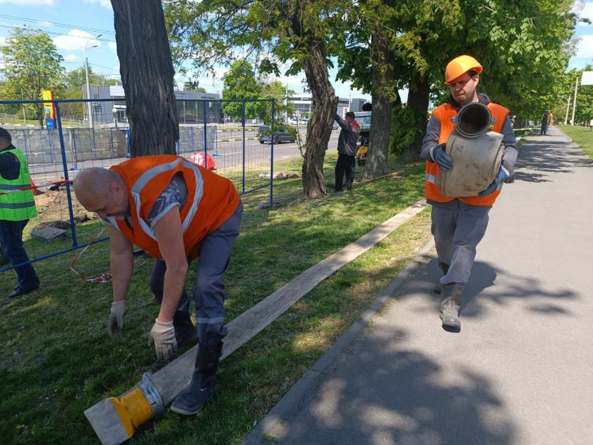 аварія на колекторі, пр. Гагаріна 1