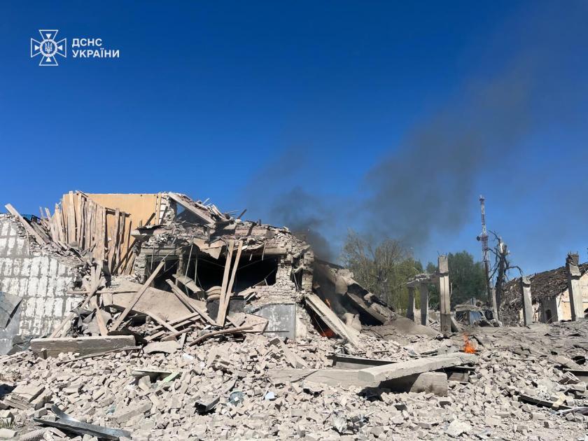 Пожежна частина на Харківщині зазнала удару авіабомбою