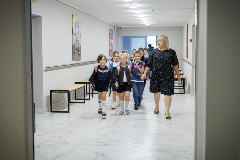 Як виглядає підземна школа в селищі Коротич поблизу Харкова