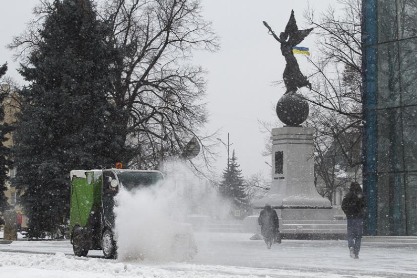 В Харькове выпал снег