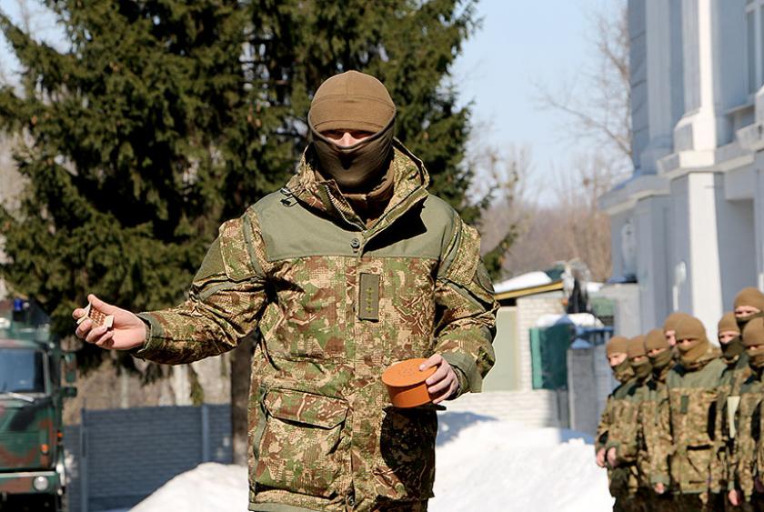 Четырелапых Нацгвардейцев наградили медалями. Фото: пресс-служба Нацгвардии