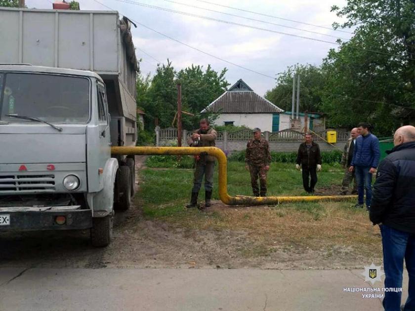 В Харьковской области мужчина подшофе угнал грузовик. Фото: ГУНП