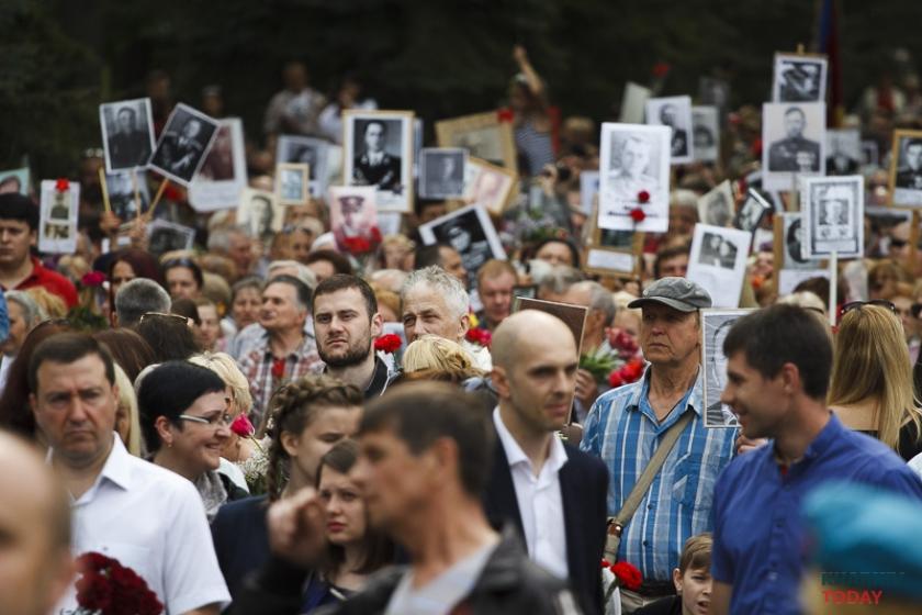 В Украине в массовых мероприятиях ко Дню победы приняли участие 365 тысяч человек.