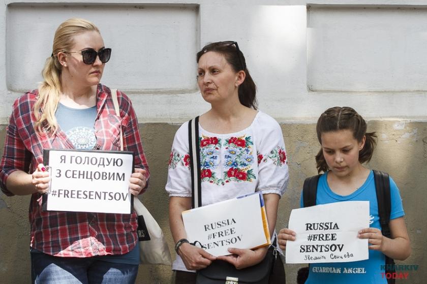 В Харькове прошли несколько акций в поддержку Сенцова.
