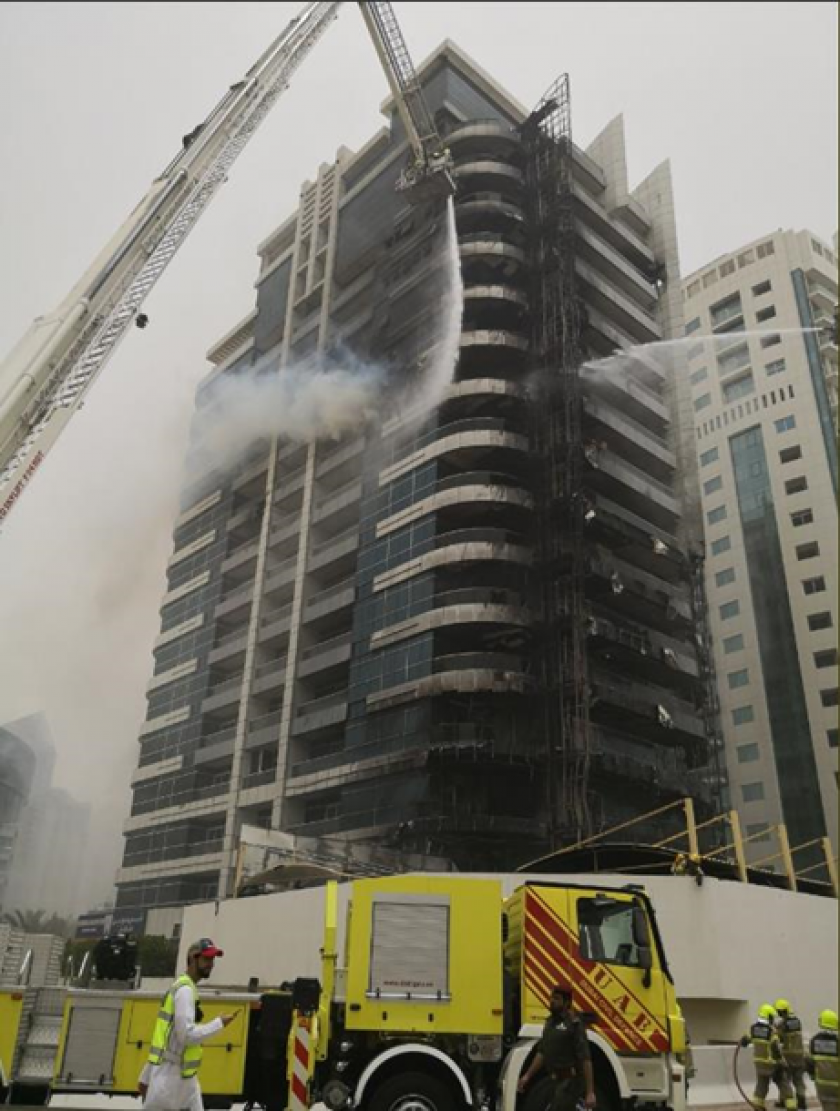 В Дубае произошел пожар в небоскребе. Фото: соцсетиВ Дубае произошел пожар в небоскребе. Фото: соцсети