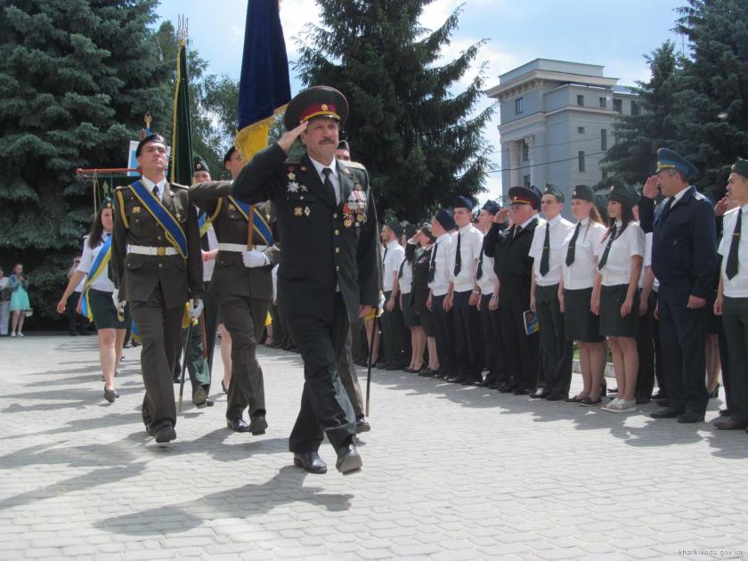 В Харькове приняли присягу будущие военные медики. Фото: ХОГА