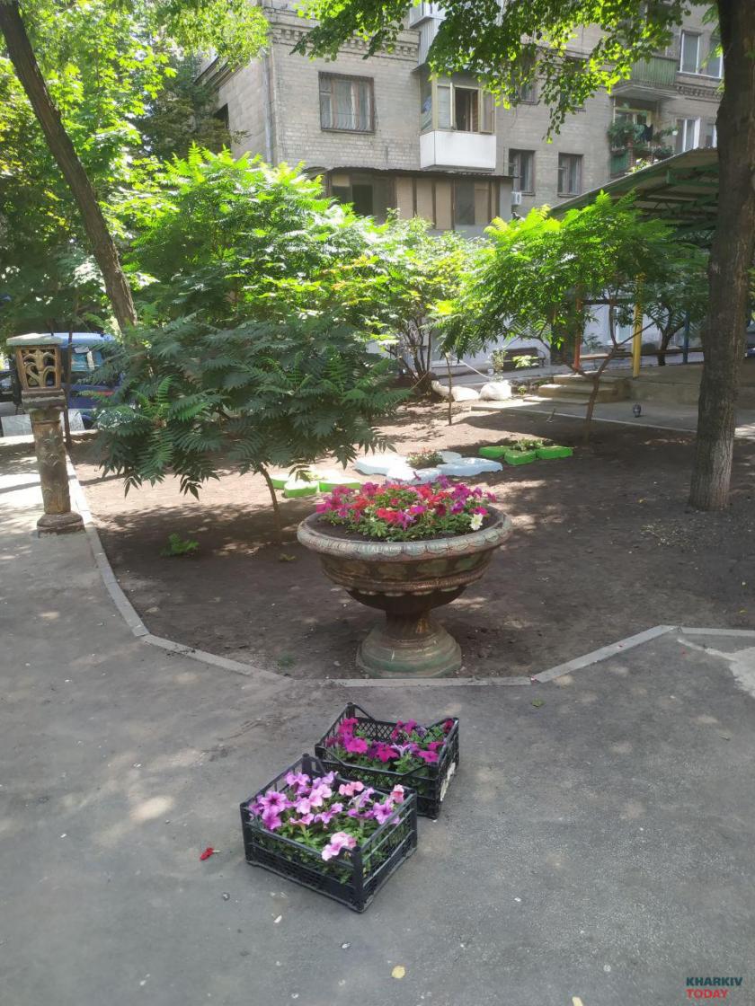 Двор на Московском проспекте реконструировали. Фото: KHARKIV Today