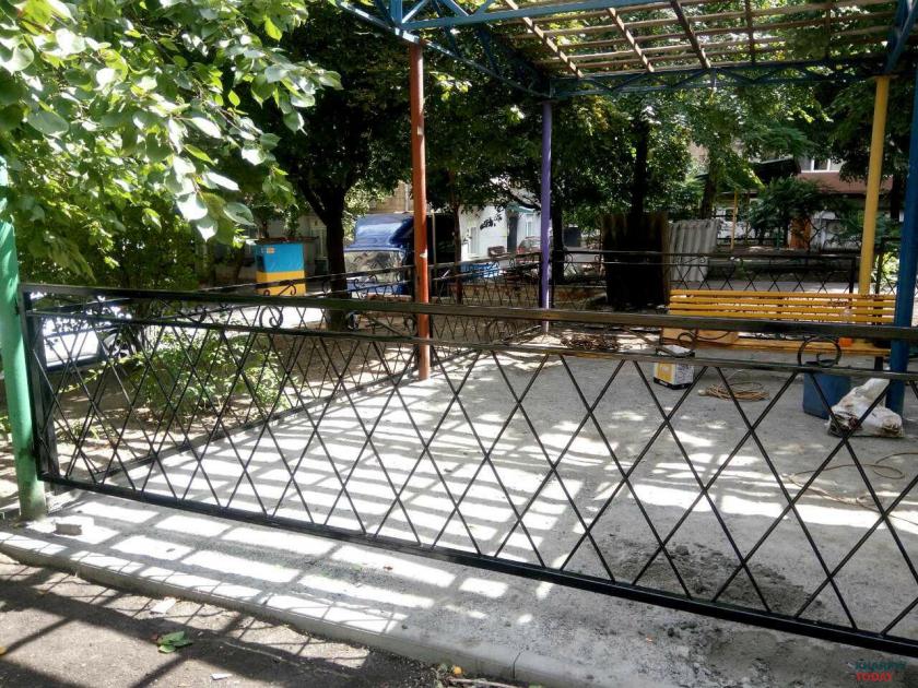 Двор на Московском проспекте реконструировали. Фото: KHARKIV Today