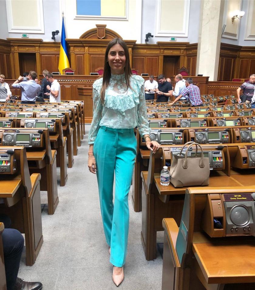 Мезенцева в Раде. Фото: Instagram / ze.maria.168 Мезенцева в Раде. Фото: Instagram / ze.maria.168