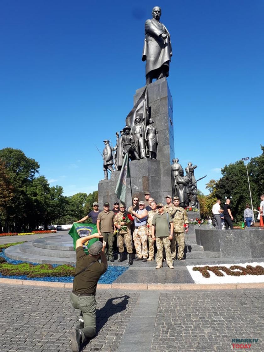 памятник Шевченко День памяти погибших. Фото: KHARKIV Today памятник Шевченко День памяти погибших. Фото: KHARKIV Today