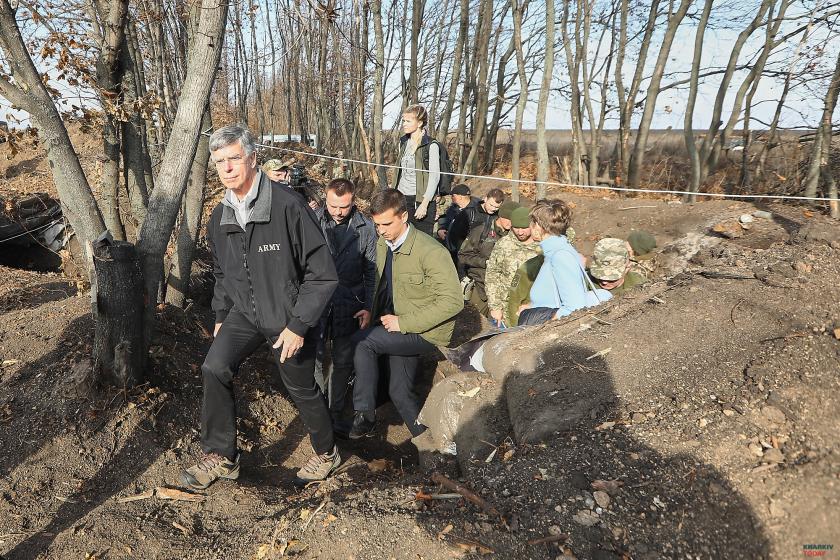 ООС, разведение войск, Донбасс, послы, война. Фото: Сергей Козлов / KHARKIV Today