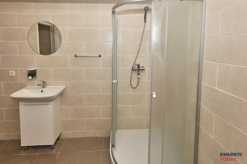 зал ожидания для военных на ЮЖД. Фото: Сергей Козлов / KHARKIV Today