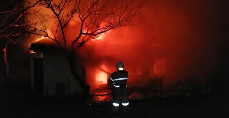 Пожар в Нововодолажском районе. Фото: ГСЧС в Харьковской области 