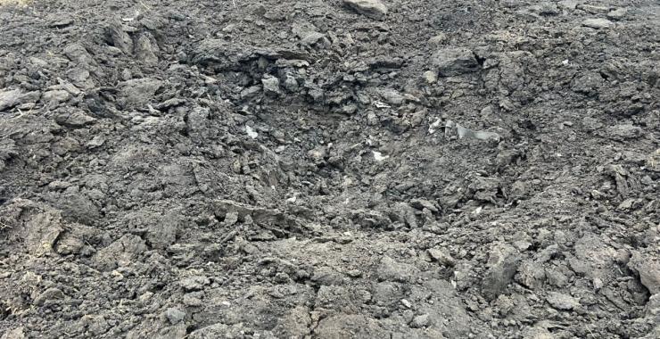 Росіяни розстріляли дроном автівку з цивільними на Харківщині