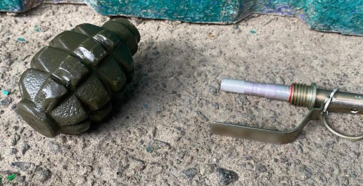 У Харкові чоловік погрожував підірвати гранату