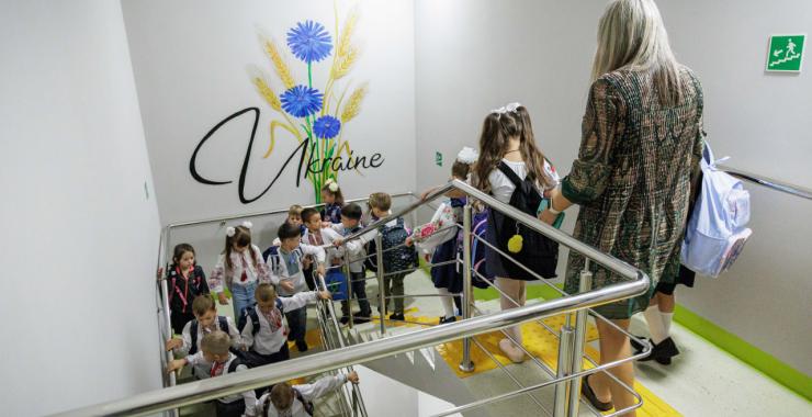 Як виглядає підземна школа в селищі Коротич поблизу Харкова