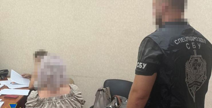 Харківська лікарка допомагала чоловікам з діагнозами