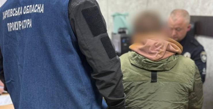 У передмісті Харкова водій позашляховика на швидкості збив жінку