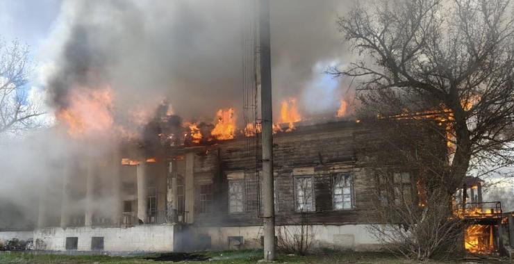 Російські безпілотники цілеспрямовано знищили памʼятку архітектури XIX сторіччя на Харківщині