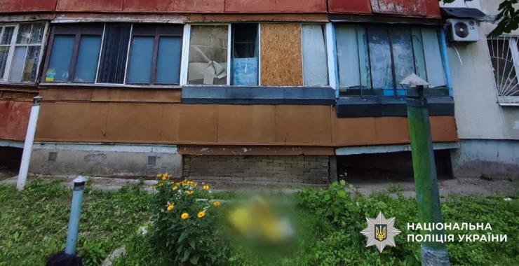 У Харкові після падіння з вікна померла маленька дитина