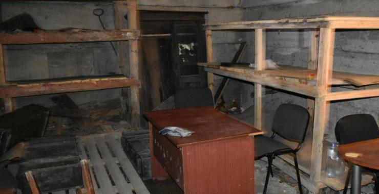 Слідчі встановили російського військового, який катував суддю на Харківщині