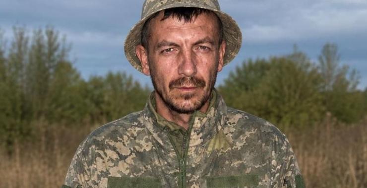 На Харківщині попрощаються з кулеметником, який загинув минулого року