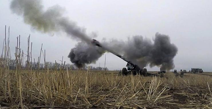 За сутки на Донбассе 52 обстрела.