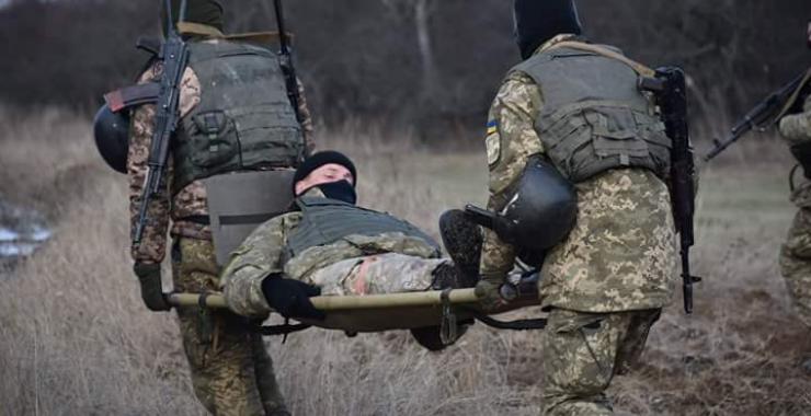 На Донбассе ранены трое военных.