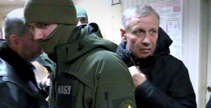 Суд арестовал имущество Чеботаря