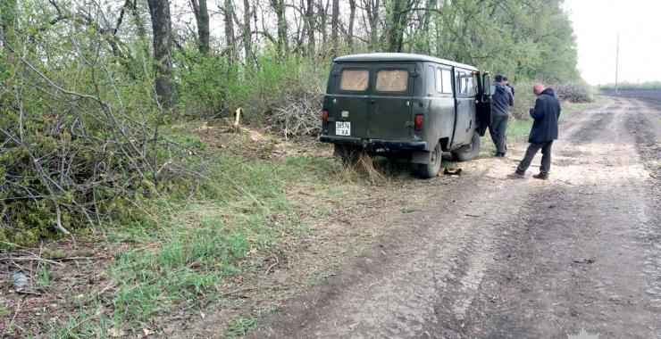 В Харьковской области задержали незаконных лесорубов. Фото: ГУНП