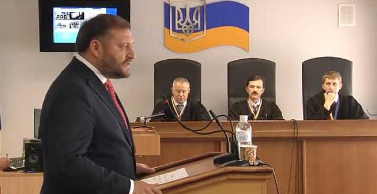 Добкин дал в суде показания по делу о госизмене.