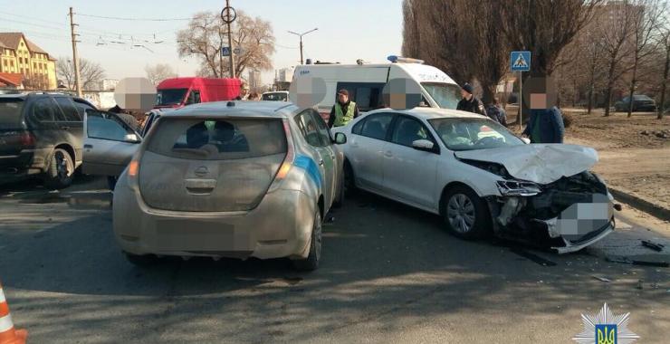 пострадали пять человек. В ДТП в ХарьковеФото: Патрульная полиция Харькова