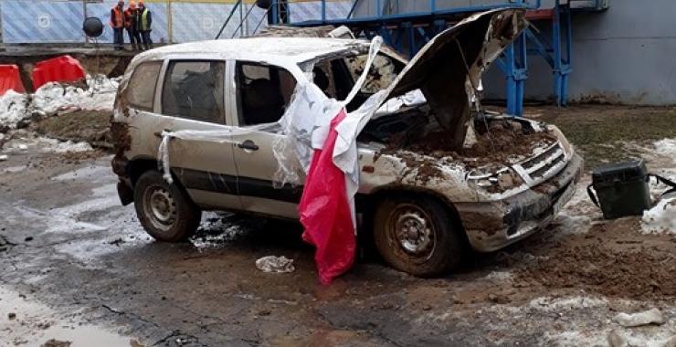 Обвал канализационного коллектора на Алексеевке. Фото: KHARKIV Today