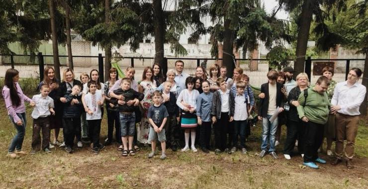 Недавно депутаты вместе с учителями «Спектра» и родителями провели «Активную субботу»