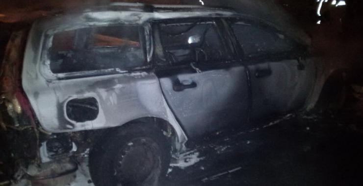 В Харькове вторую ночь подряд поджигают автомобили. Фото: пресс-служба ГСЧС Харьковской области