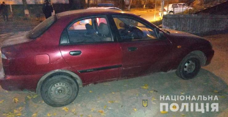 В Харькове избили таксиста, пытаясь угнать автомобиль