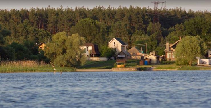 Дом чиновницы на берегу Печенежского водохранилища