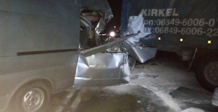 Семеро пассажиров автобуса «Харьков-Мариуполь» пострадали в аварии