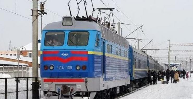 Поезд насмерть сбил женщину в Нижегородской области Поезд насмерть сбил женщину в Нижегородской области