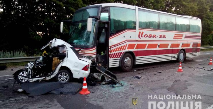 ДТП автобус и авто Валки. Фото: ГУНП в Харьковской области