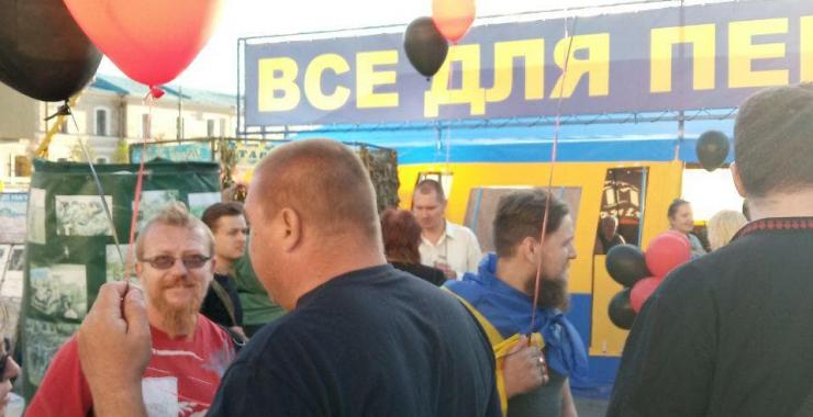 На площади Свободы сторонники Шария проводили несанкционированный митинг. Фото: ХХ