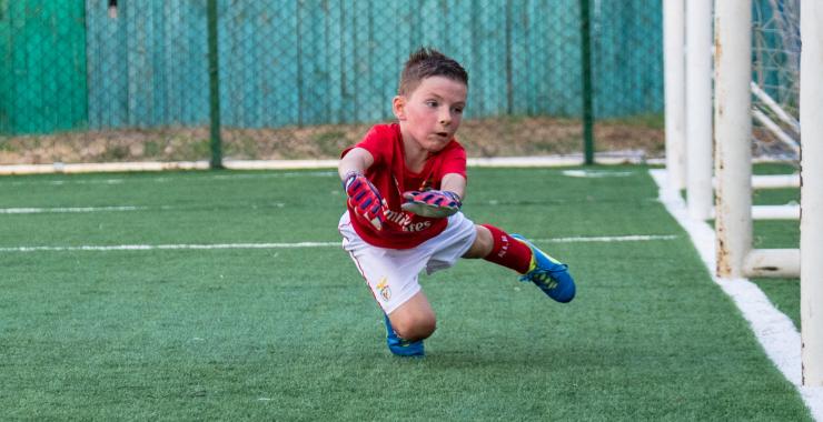 Бенфика футбол дети. Фото: Facebook / Benfica Ukrainian Football Academy